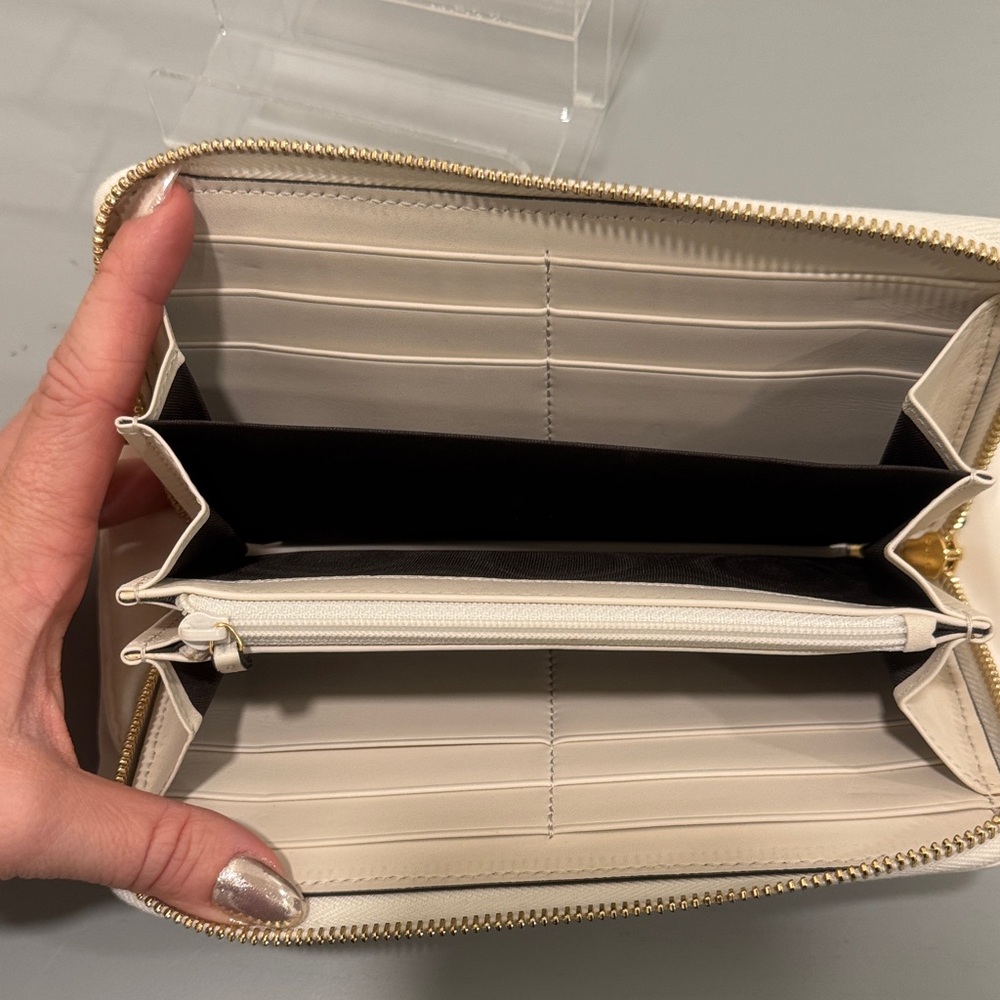 SOLD Gucci Canvas Herbarium Wallet - Picture 7 of 9